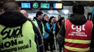 SOLIDAIRE AVEC LES CHEMINOTS FRANCAIS